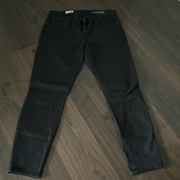 Black Gap Legging Jean - Picture 1 of 7